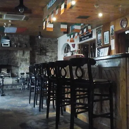 Long Acre * Carlingford
