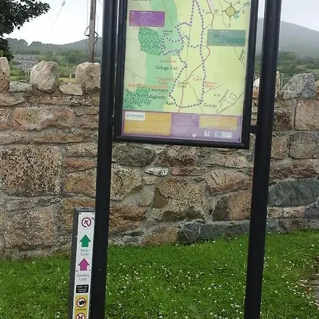 Long Acre Carlingford